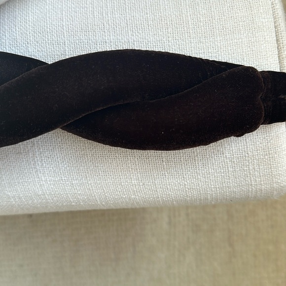 Clare V Brown Twisted Puff Handle Strap - Picture 3 of 5